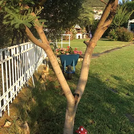 Mare Iraklitsa Tatil Evi Nea Iraklitsa